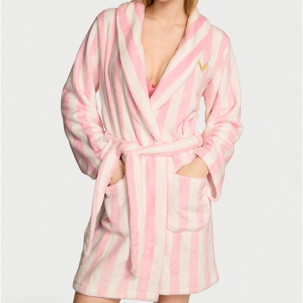 Victoria’s Secret Cozy Plush Robe Pink & White Stripe